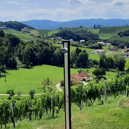 Weinberghaus