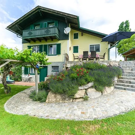 Weinberghaus بيت للعطل Ratsch an der Weinstraße