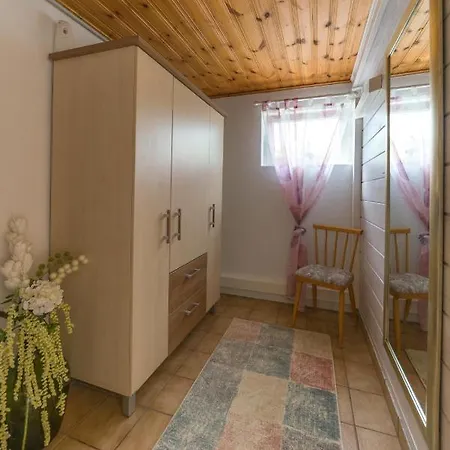 Holiday home Weinberghaus Ratsch an der Weinstrasse