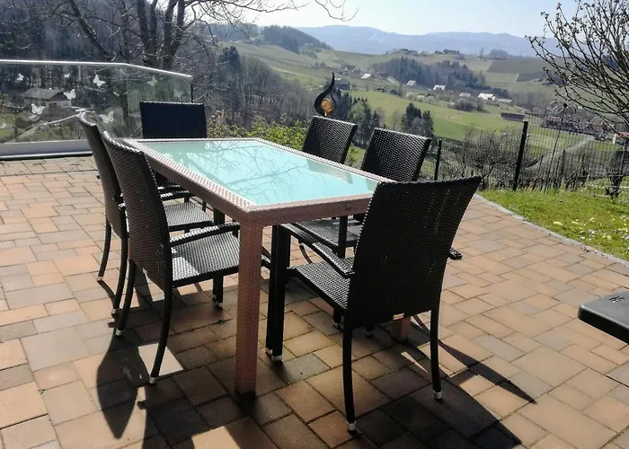 بيت للعطل Weinberghaus