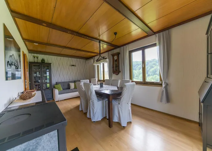 بيت للعطل Weinberghaus Ratsch an der Weinstraße