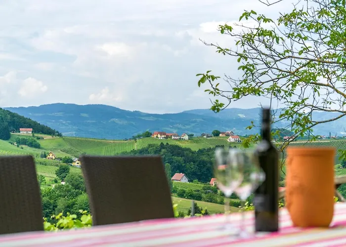 بيت للعطل Weinberghaus