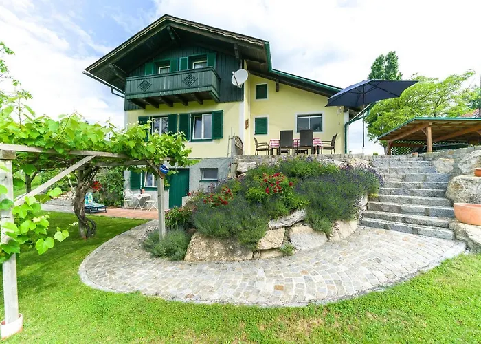 Weinberghaus بيت للعطل Ratsch an der Weinstraße