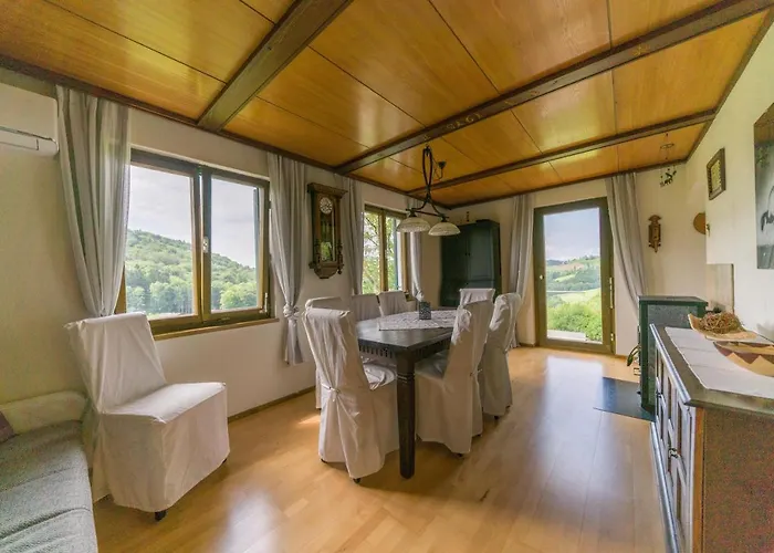 Weinberghaus بيت للعطل *